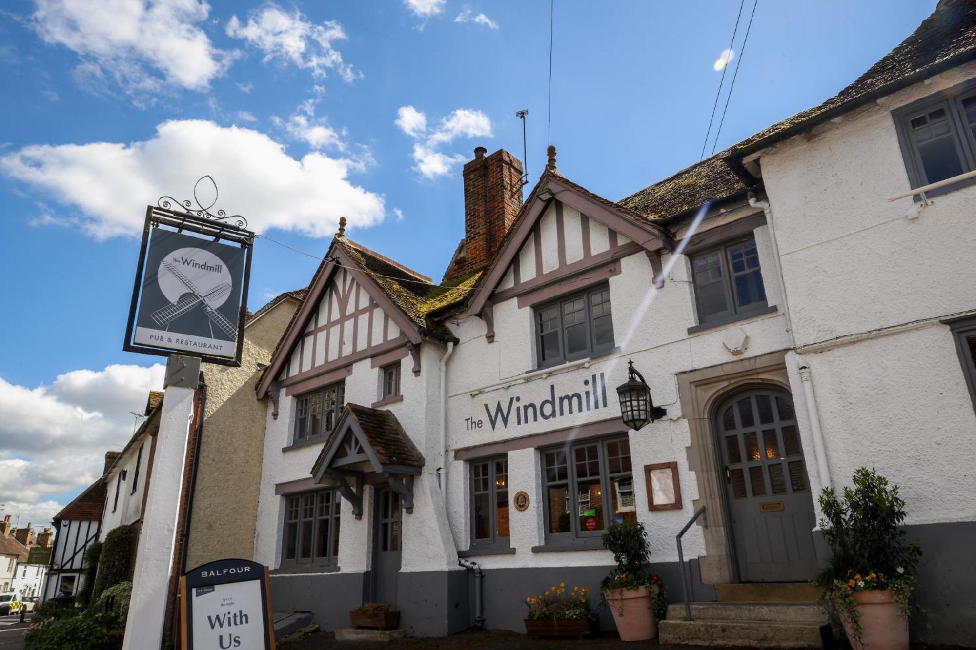 The Windmill Hotel Maidstone Buitenkant foto
